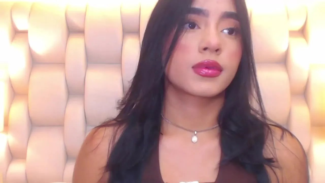 SelanaDeltore on Streamray