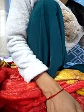 124pakhi on StripChat