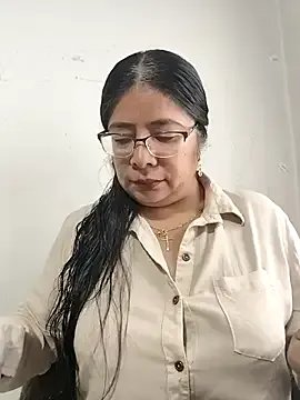 __valentina18 on StripChat 