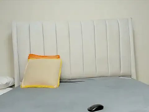 _heavenlysent on StripChat