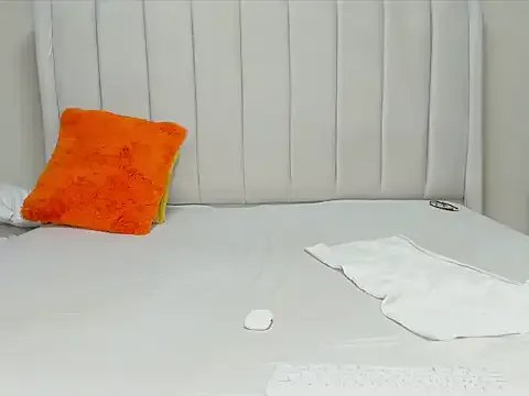 _heavenlysent on StripChat