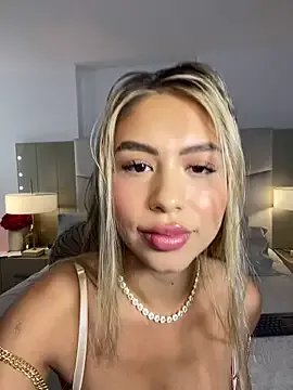 _laura_02 — PLUG ANAL AND NAKED ALL