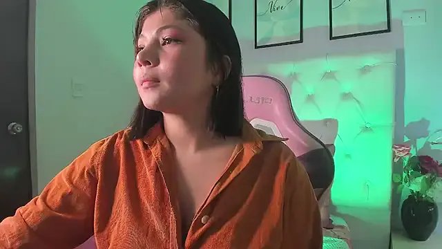 abby_roux on StripChat