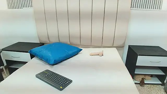 agatha_fit on StripChat