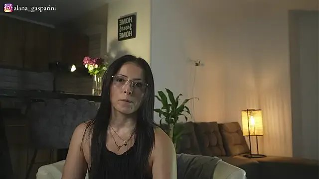 alana_gasparini on StripChat 