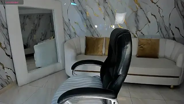 AlessaRomero — Asshole in doggy