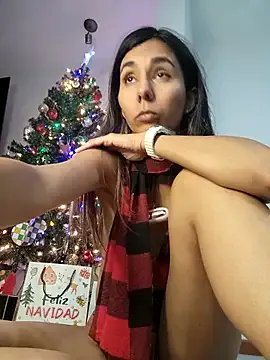 Alicee10 on StripChat