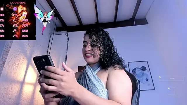 Alizon_1 on StripChat