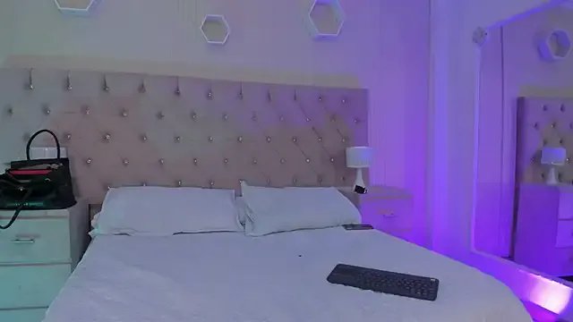 allicemackenzie on StripChat 