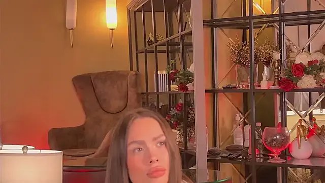 Amanda_River on StripChat 