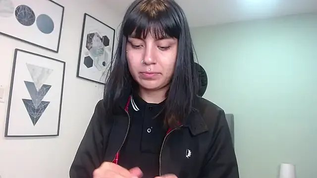 amy_adams1 on StripChat