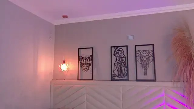 amy_miller1 on StripChat