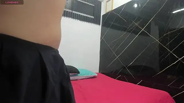 Analiasmith89 on StripChat 