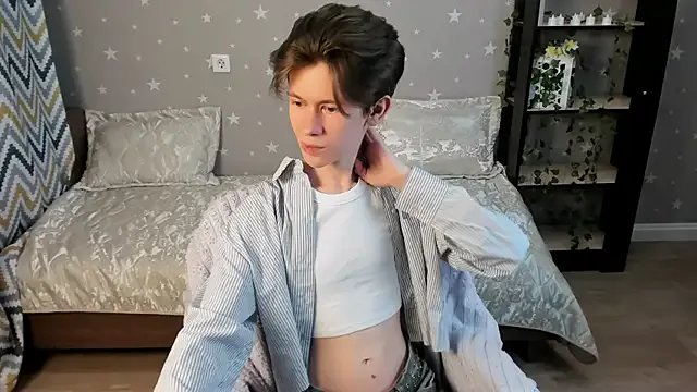 AndrewwCarter2 on StripChat