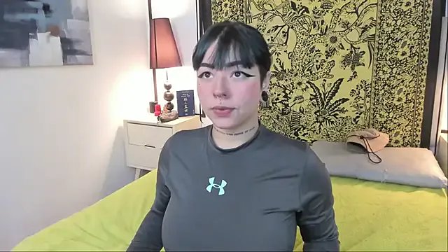 Aria_x_Orien on StripChat 