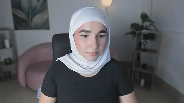 Ayha_khalaf on StripChat 