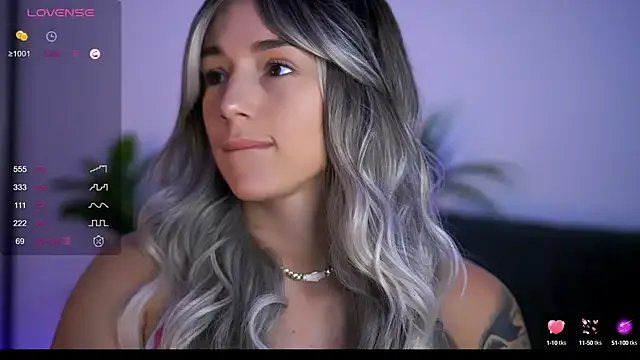 BabbyAisha on StripChat 