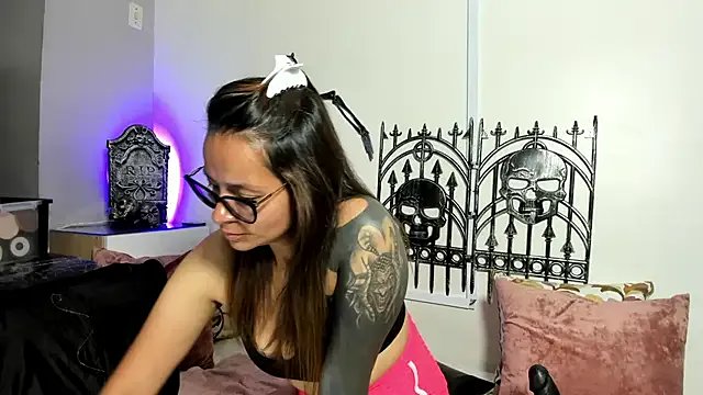 beauti_wild25 on StripChat