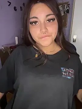 belenciita on StripChat 