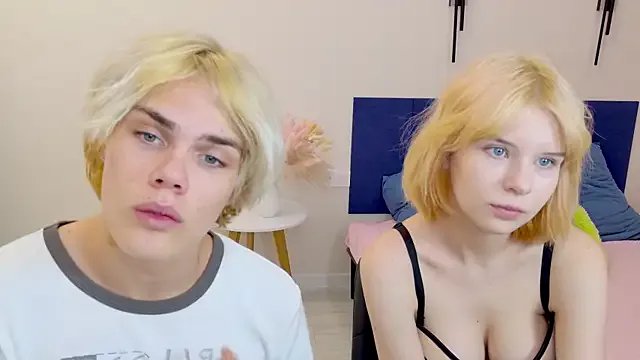 Bonnie_And_C1yde on StripChat 