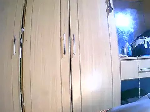 BootyMama22 on StripChat