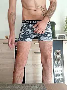 boysexy350 on StripChat