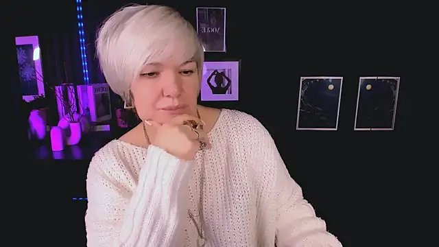 CarmenSoft — Let's spark Christmas joy!