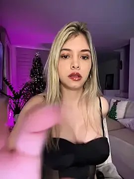 carolina__star on StripChat