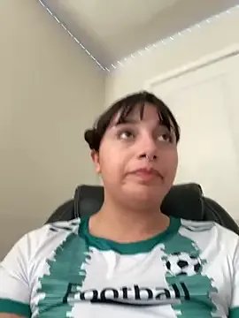 CharmingMaddie on StripChat