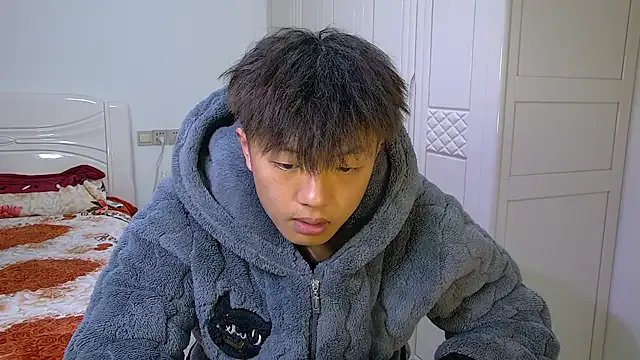 Chocolates-001 on StripChat 