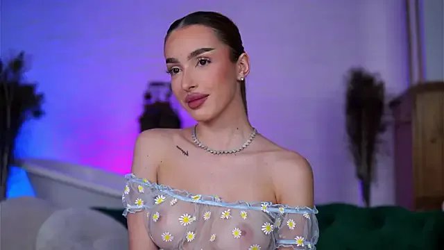 ClaraBenatti — Let's make a mess in here :fire: