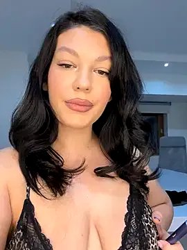 ClaraPasssion on StripChat