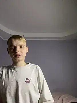 Dabi_002 on StripChat