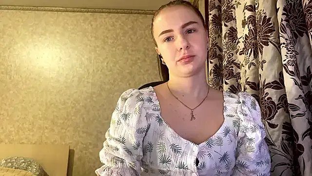 DanaRaven on StripChat