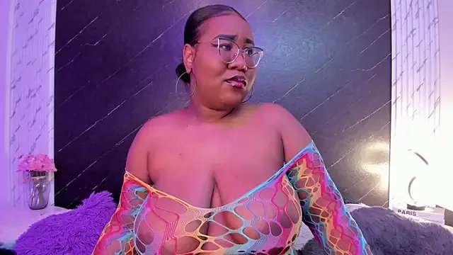 Darnellqueen on StripChat