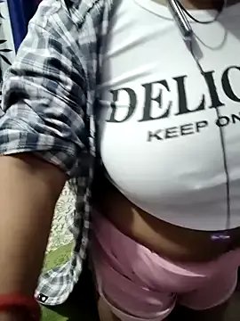 Deborbhavi222 on StripChat