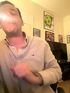 defbond420 on StripChat