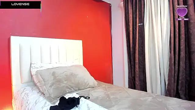 Doll_lauren — Private on StripChat