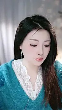 Dou-Dou-er on StripChat