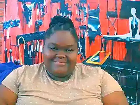 EbonyHotBuns on StripChat