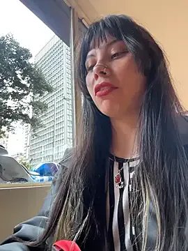 EemaHaruki on StripChat 