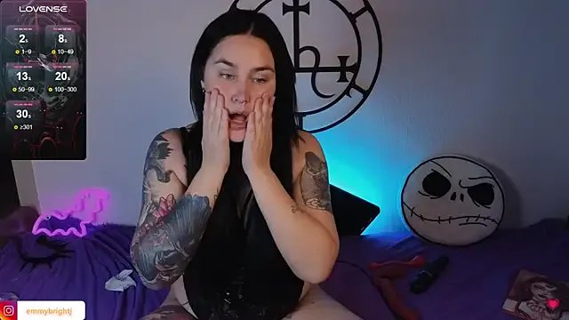 Emmybrightj_ on StripChat 