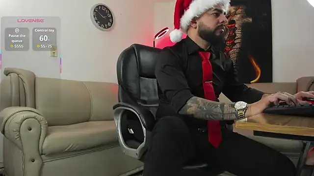 Ethan_Castellano on StripChat