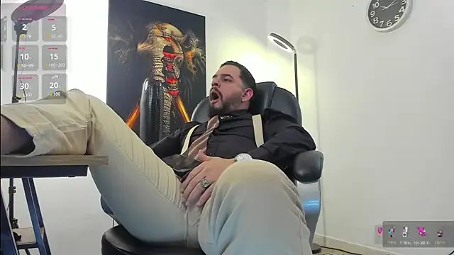 Ethan_Castellano on StripChat