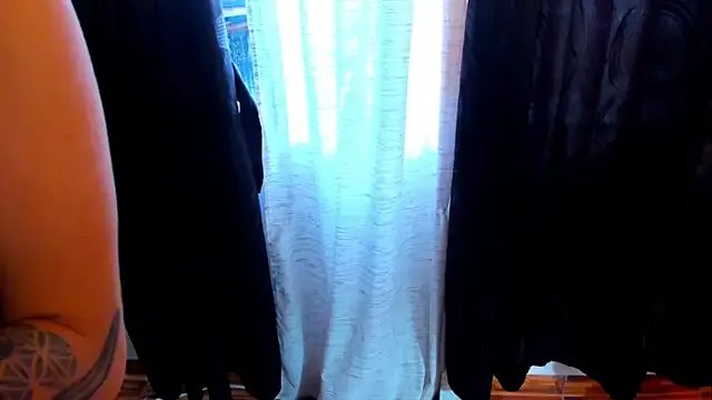 fulfill_fantasies1 on StripChat 