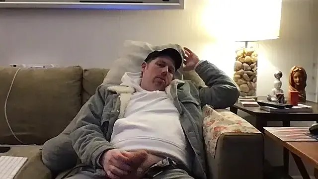 God_Of_ThundeRR on StripChat