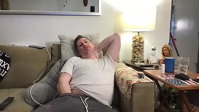 God_Of_ThundeRR on StripChat