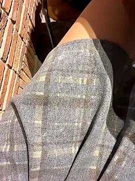 Hamy88 — Naked and cum squirt anywhere men toilet