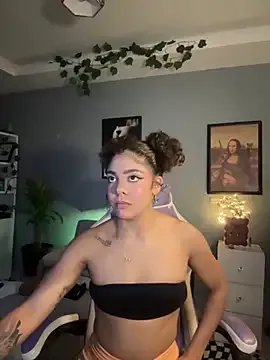 hannachris- on StripChat 