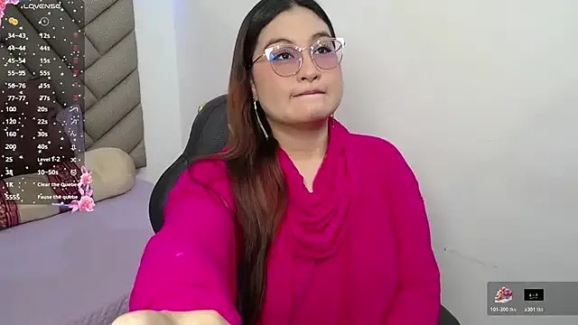 heluejamil on StripChat